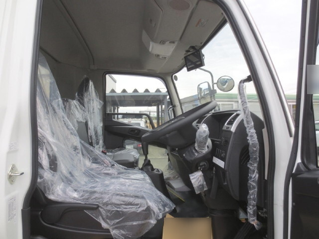 三菱ふそうファイターコンテナ専用車中型（4t）[写真17]