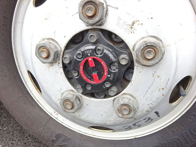 いすゞエルフ平ボディ小型（2t・3t）[写真28]