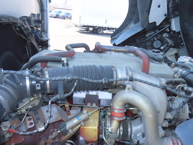 日野プロフィアアルミウイング大型（10t）[写真16]