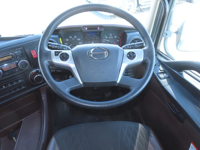 日野プロフィアアルミウイング大型（10t）[写真21]