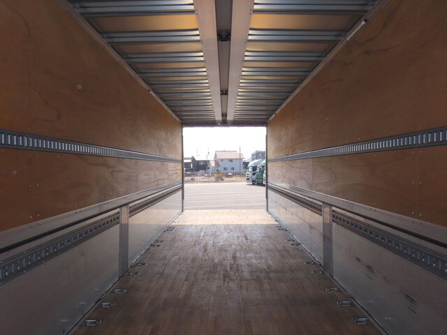 日野プロフィアアルミウイング大型（10t）[写真30]