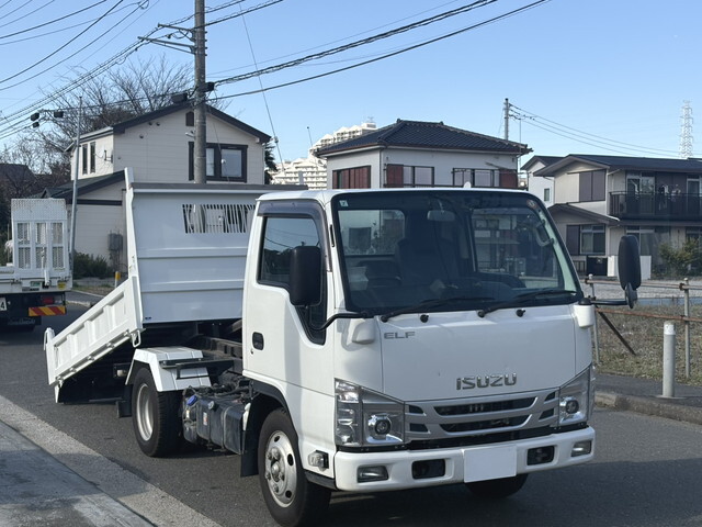 中古エルフローダーダンプ