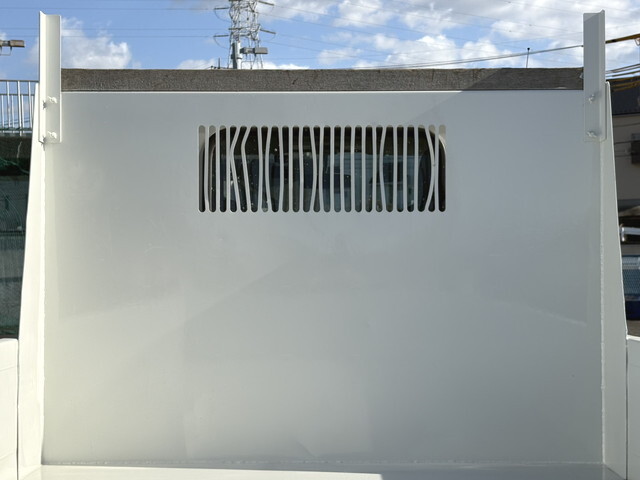 いすゞエルフローダーダンプ小型（2t・3t）[写真12]