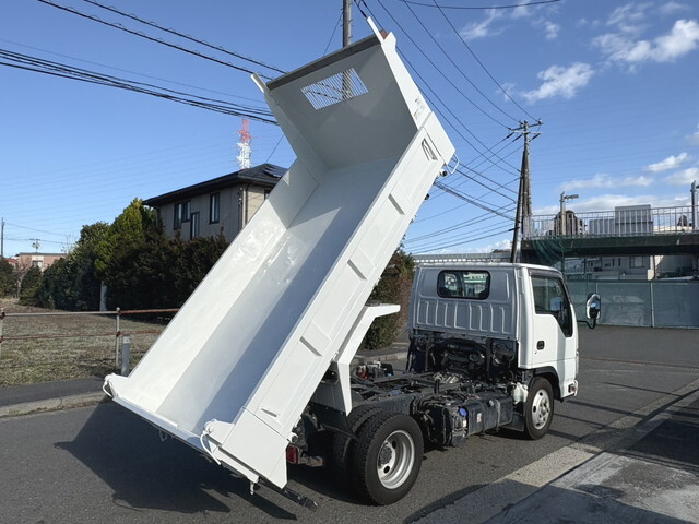いすゞエルフローダーダンプ小型（2t・3t）[写真13]