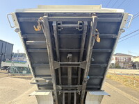 いすゞエルフローダーダンプ小型（2t・3t）[写真15]