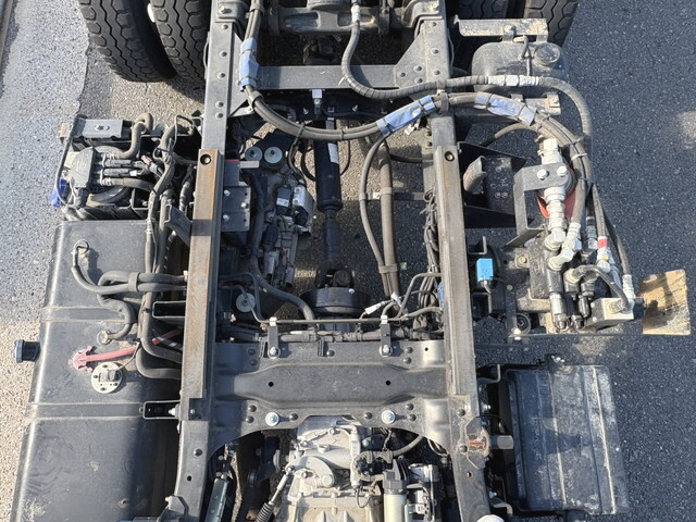 いすゞエルフローダーダンプ小型（2t・3t）[写真16]