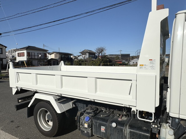 いすゞエルフローダーダンプ小型（2t・3t）[写真07]