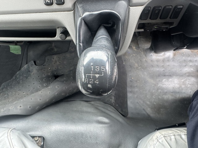 UDトラックスカゼットパッカー車（塵芥車）小型（2t・3t）[写真11]