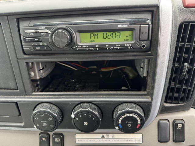 UDトラックスカゼットパッカー車（塵芥車）小型（2t・3t）[写真12]