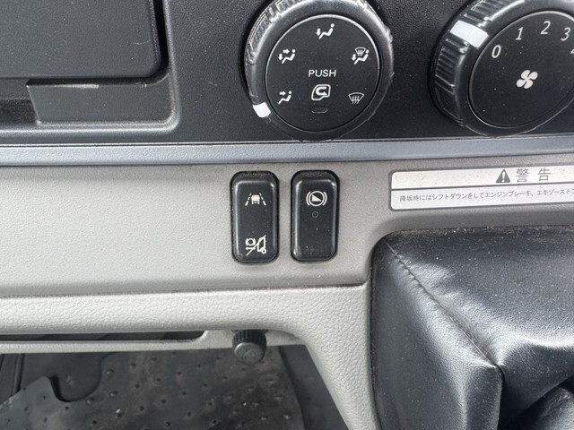 UDトラックスカゼットパッカー車（塵芥車）小型（2t・3t）[写真13]