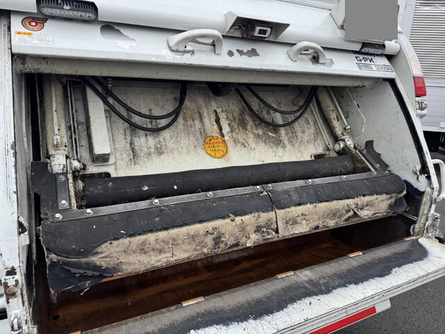 UDトラックスカゼットパッカー車（塵芥車）小型（2t・3t）[写真26]