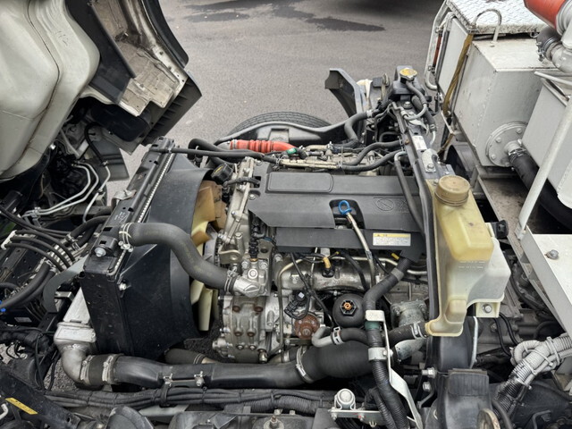 UDトラックスカゼットパッカー車（塵芥車）小型（2t・3t）[写真29]