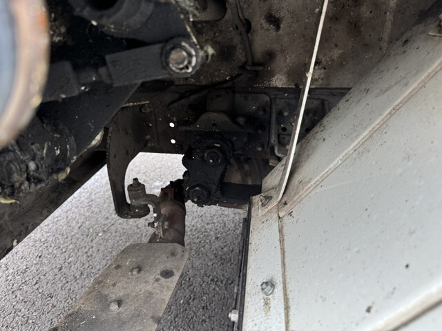 UDトラックスカゼットパッカー車（塵芥車）小型（2t・3t）[写真34]