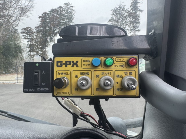 UDトラックスカゼットパッカー車（塵芥車）小型（2t・3t）[写真08]