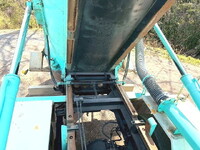 いすゞフォワード汚泥吸引車増トン（6t・8t）[写真30]