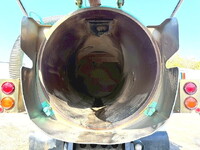 いすゞフォワード汚泥吸引車増トン（6t・8t）[写真31]