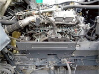 いすゞギガアルミウイング大型（10t）[写真14]