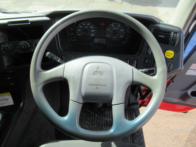 三菱ふそうスーパーグレートアルミブロック大型（10t）[写真22]