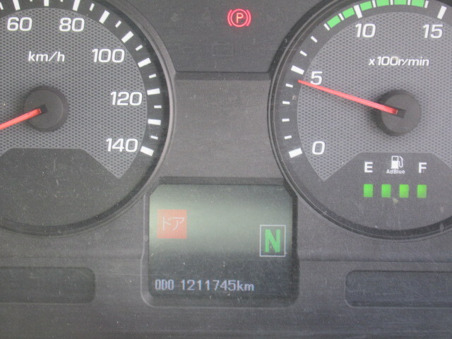 三菱ふそうスーパーグレートアルミブロック大型（10t）[写真23]