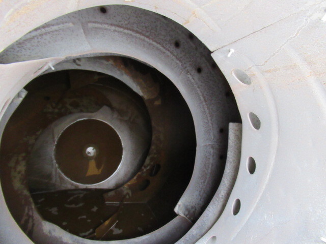 いすゞギガミキサー車（コンクリートミキサー）大型（10t）[写真14]