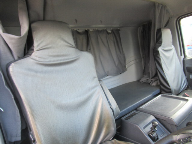 いすゞギガミキサー車（コンクリートミキサー）大型（10t）[写真26]