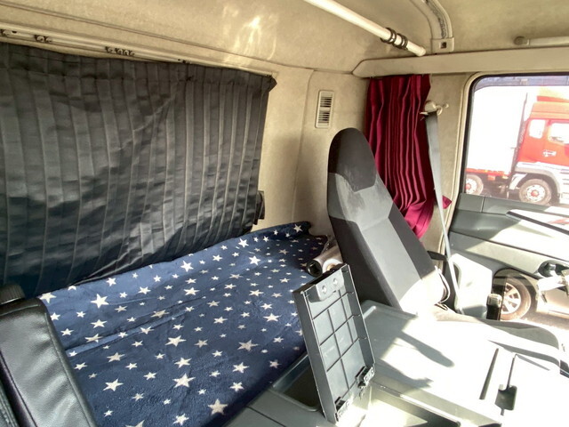 三菱ふそうスーパーグレートアルミウイング大型（10t）[写真14]