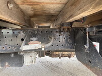 いすゞエルフ平ボディ小型（2t・3t）[写真18]