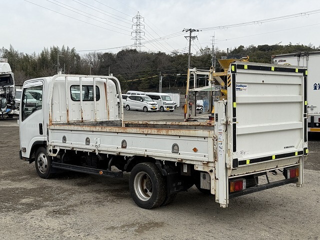 いすゞエルフ平ボディ小型（2t・3t）[写真02]