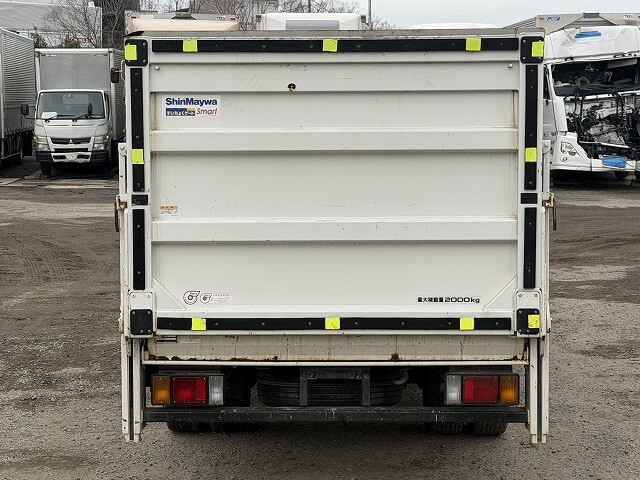 いすゞエルフ平ボディ小型（2t・3t）[写真06]