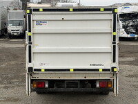 いすゞエルフ平ボディ小型（2t・3t）[写真07]