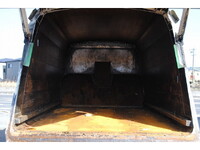 日野レンジャーパッカー車（塵芥車）中型（4t）[写真18]