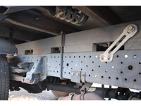 いすゞエルフ幌車小型（2t・3t）[写真09]