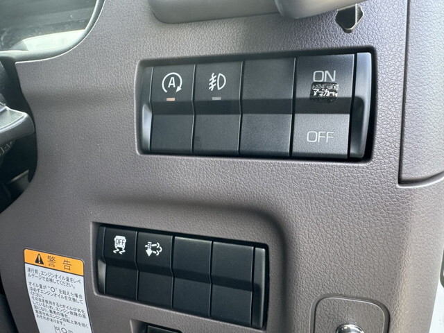 三菱ふそうキャンターアルミバン小型（2t・3t）[写真20]