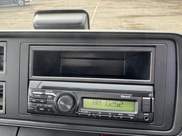 三菱ふそうキャンターアルミバン小型（2t・3t）[写真24]