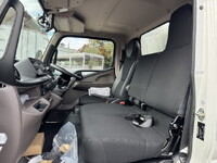 三菱ふそうキャンターアルミバン小型（2t・3t）[写真29]