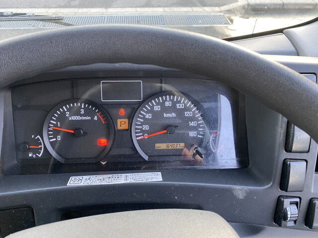 いすゞエルフアルミバン小型（2t・3t）[写真13]