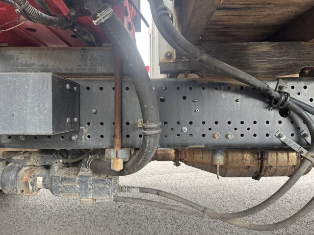 いすゞフォワードクレーン4段中型（4t）[写真29]