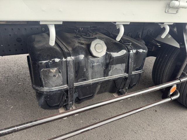 いすゞフォワードクレーン4段中型（4t）[写真30]