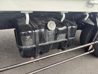 いすゞフォワードクレーン4段中型（4t）[写真31]