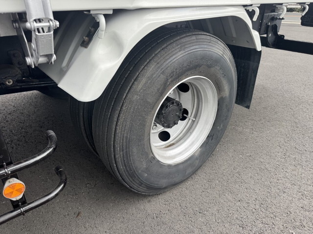 いすゞフォワードクレーン4段中型（4t）[写真31]