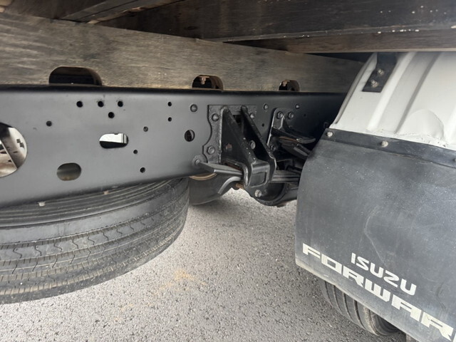 いすゞフォワードクレーン4段中型（4t）[写真33]