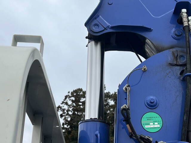 いすゞエルフクレーン4段小型（2t・3t）[写真13]