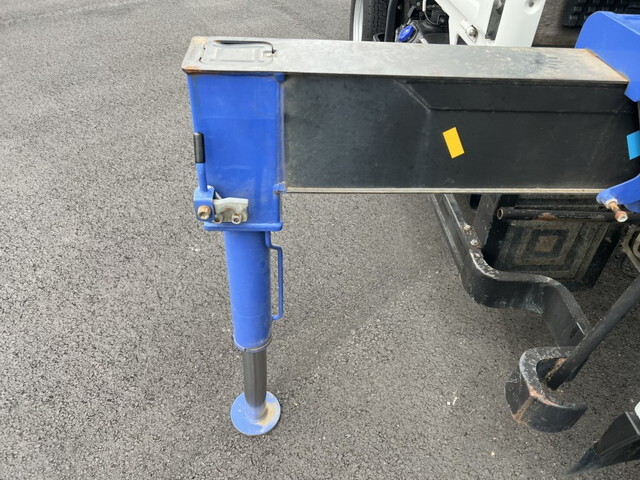 いすゞエルフクレーン4段小型（2t・3t）[写真14]