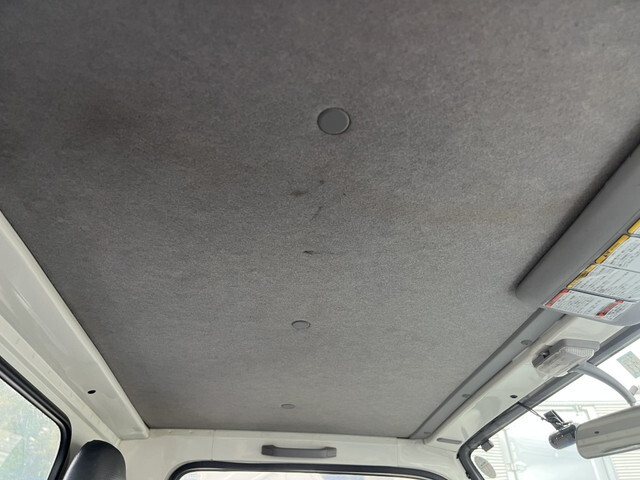 いすゞエルフクレーン4段小型（2t・3t）[写真19]