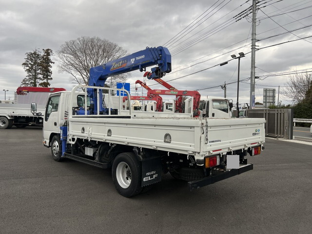 いすゞエルフクレーン4段小型（2t・3t）[写真04]