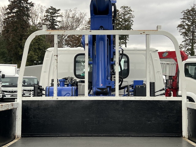 いすゞエルフクレーン4段小型（2t・3t）[写真08]