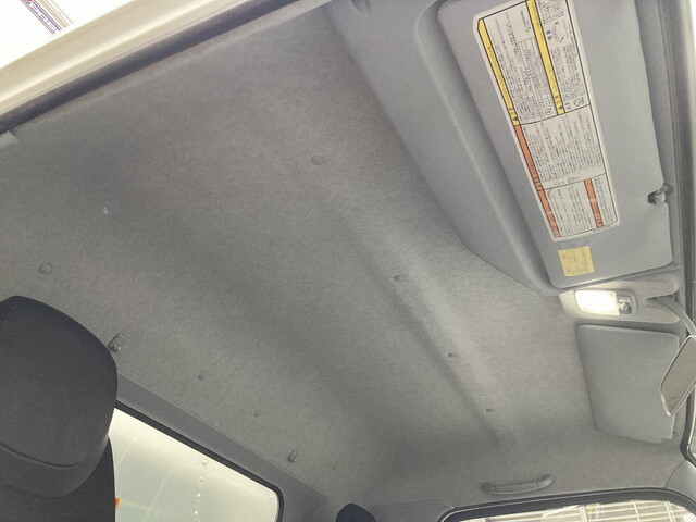 三菱ふそうキャンターアルミバン小型（2t・3t）[写真20]