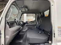 三菱ふそうキャンターアルミバン小型（2t・3t）[写真39]