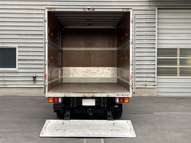 三菱ふそうキャンターアルミバン小型（2t・3t）[写真05]