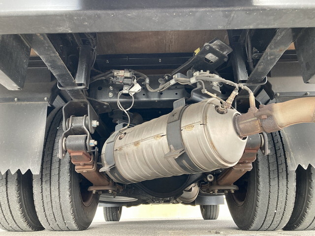 日産アトラスアルミバン小型（2t・3t）[写真12]